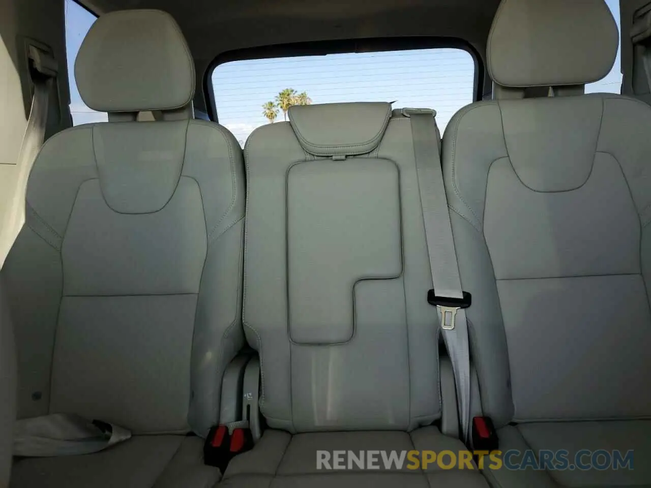 10 Фотография поврежденного автомобиля YV4L12PN8P1906325 VOLVO XC90 PLUS 2023
