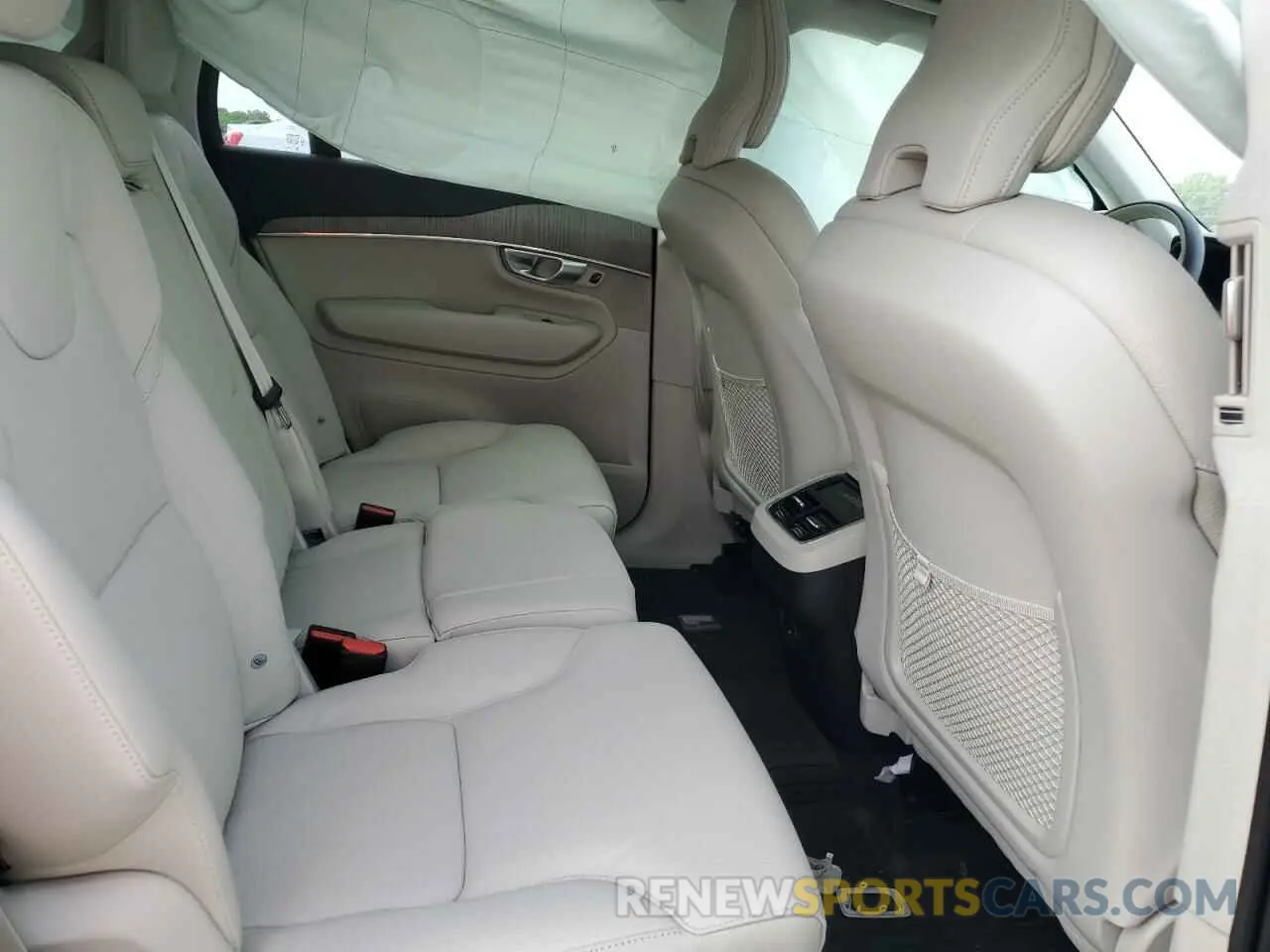 11 Photograph of a damaged car YV4062PE8R1164676 VOLVO XC90 PLUS 2024