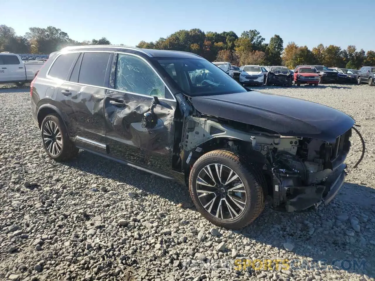 4 Photograph of a damaged car YV4H60CE0R1229064 VOLVO XC90 PLUS 2024