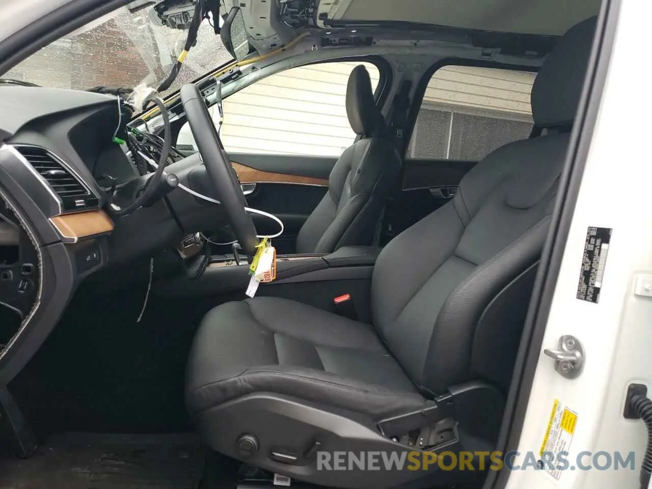 7 Фотография поврежденного автомобиля YV4H60CE1R1223807 VOLVO XC90 PLUS 2024