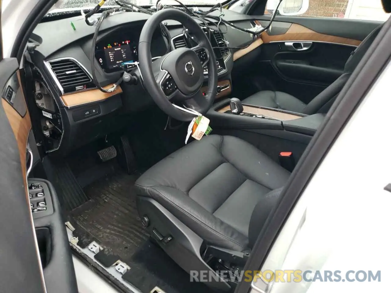 8 Фотография поврежденного автомобиля YV4H60CE1R1223807 VOLVO XC90 PLUS 2024