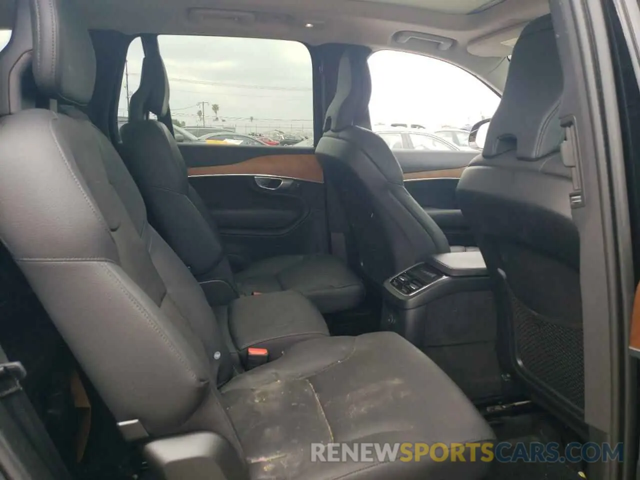 11 Фотография поврежденного автомобиля YV4H60CE7R1146361 VOLVO XC90 PLUS 2024
