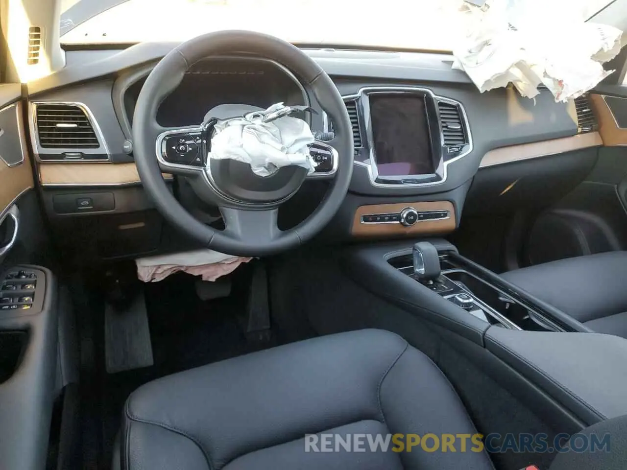 8 Фотография поврежденного автомобиля YV4L12PE1R1235535 VOLVO XC90 PLUS 2024
