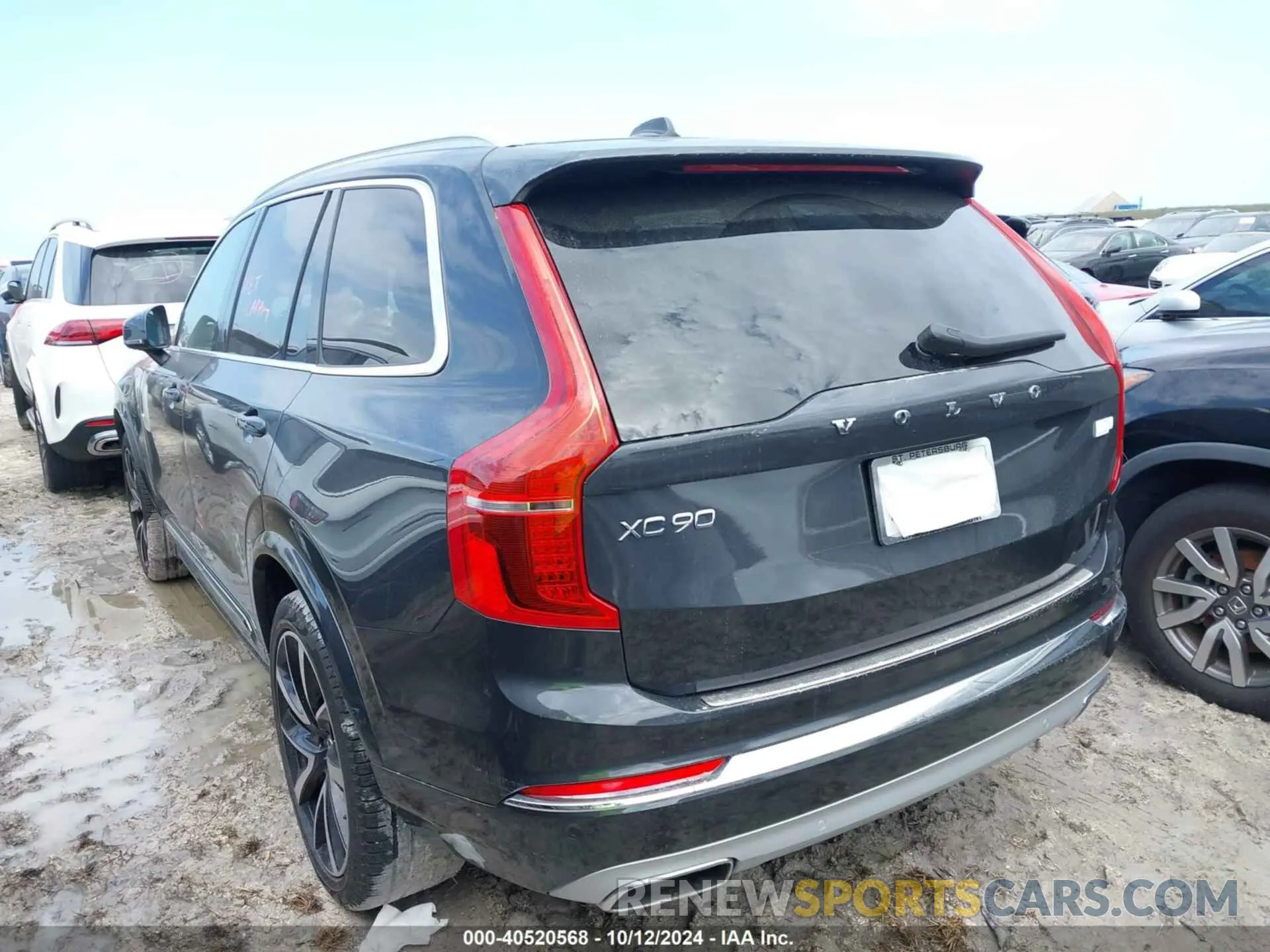 3 Фотография поврежденного автомобиля YV4BR00K4M1702691 VOLVO XC90 RECHARGE PLUG-IN HYBRID 2021