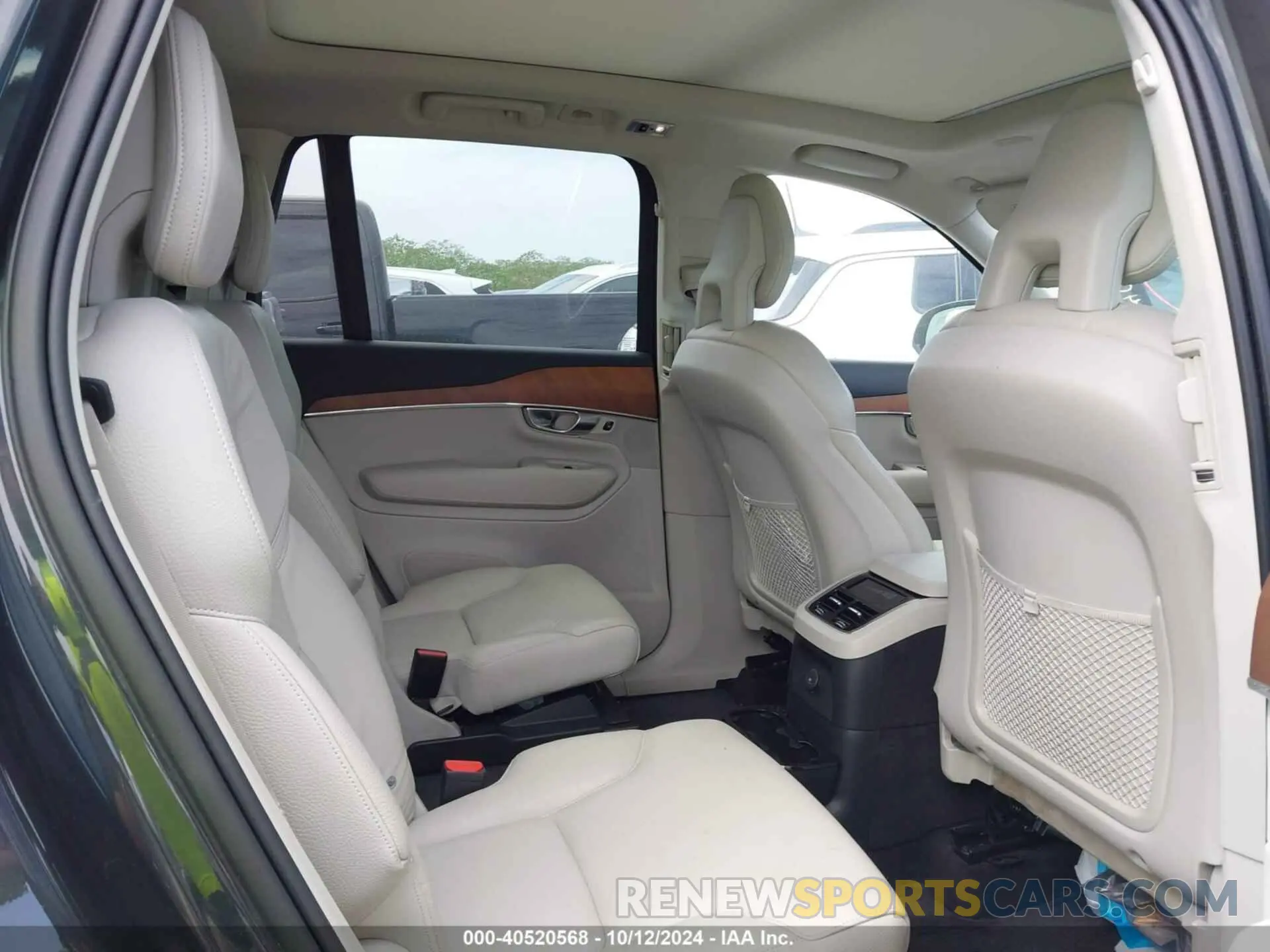 8 Фотография поврежденного автомобиля YV4BR00K4M1702691 VOLVO XC90 RECHARGE PLUG-IN HYBRID 2021