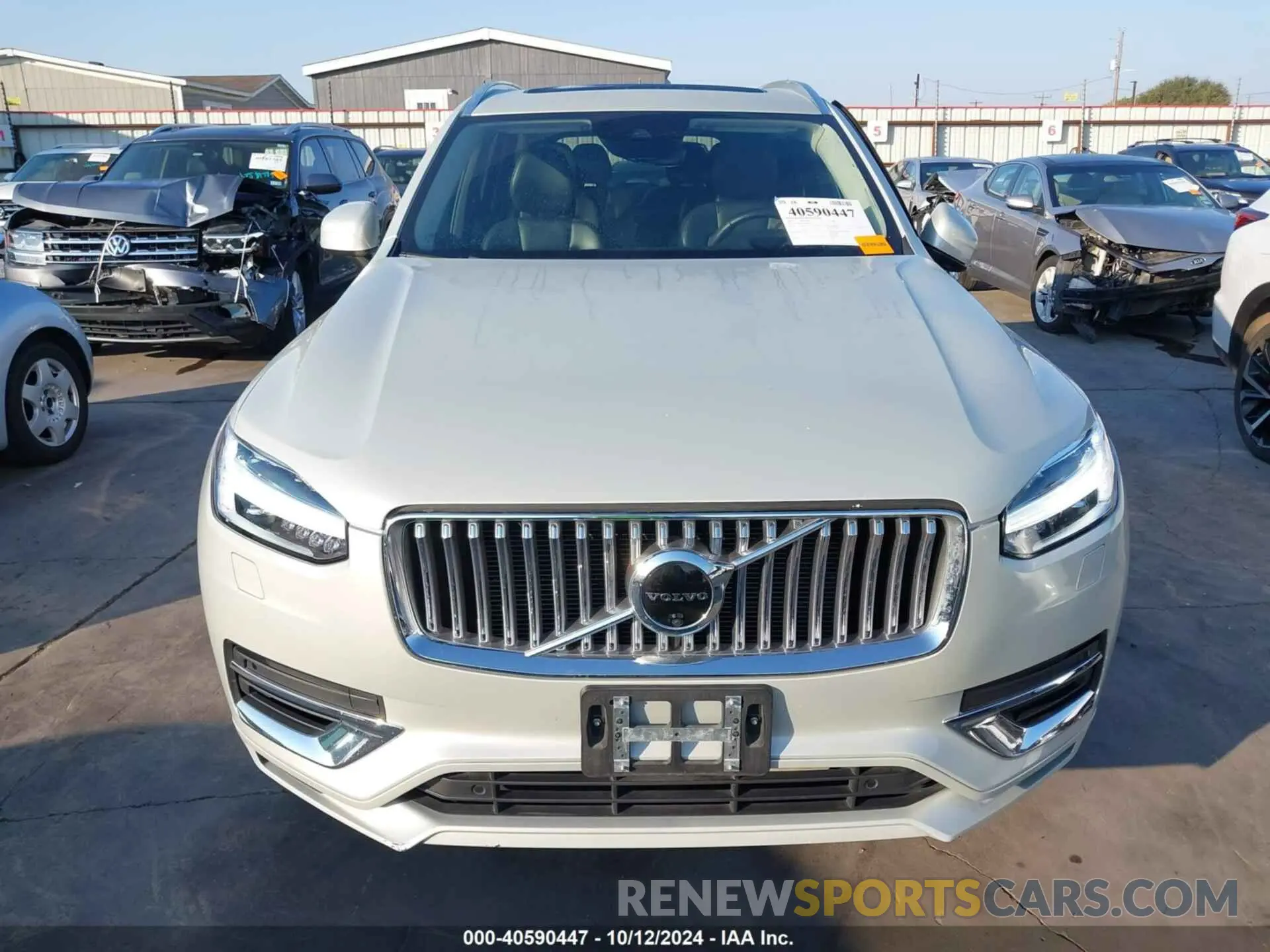 12 Фотография поврежденного автомобиля YV4BR00L6M1695350 VOLVO XC90 RECHARGE PLUG-IN HYBRID 2021