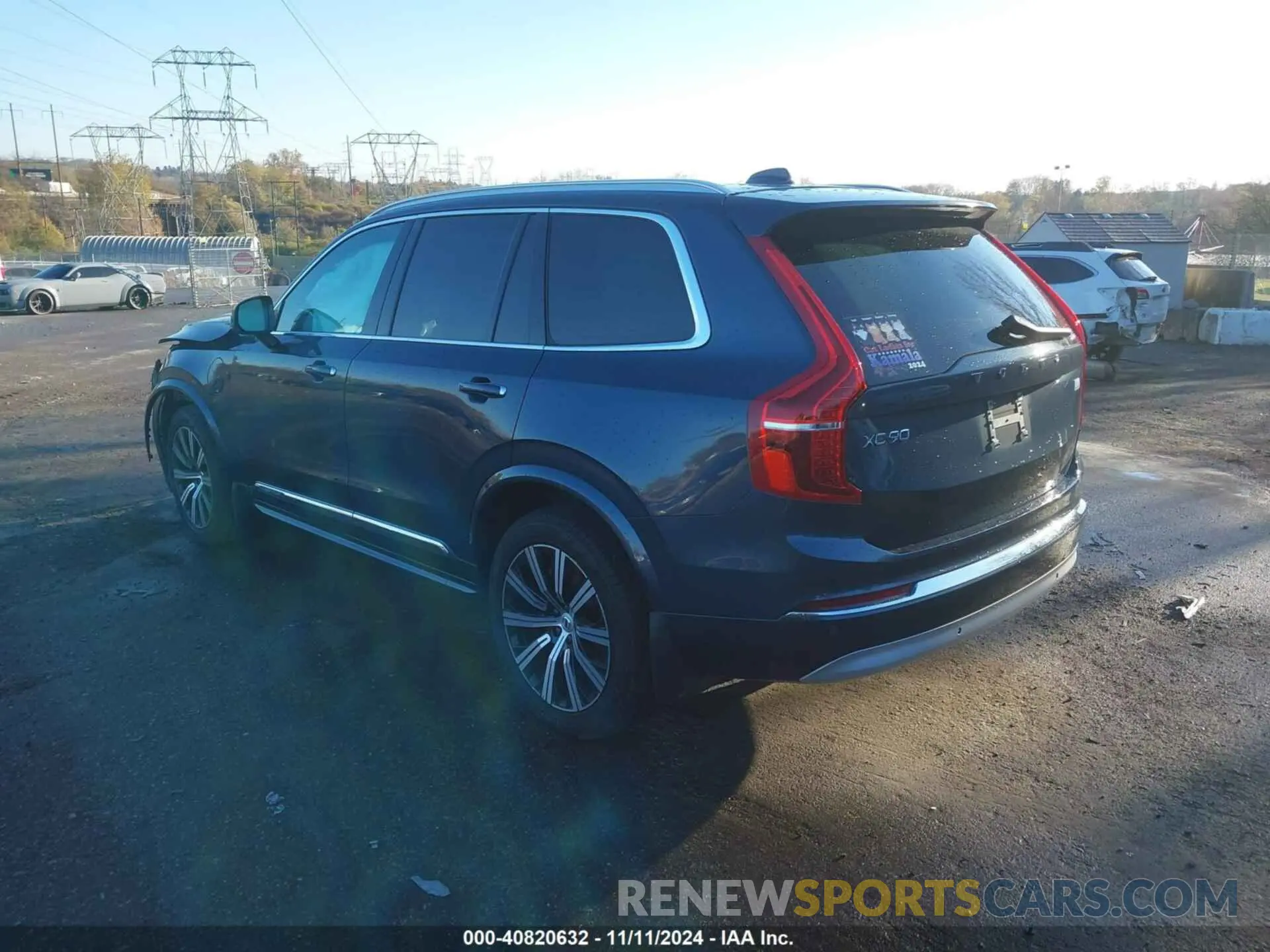 3 Photograph of a damaged car YV4BR0CL4N1816664 VOLVO XC90 RECHARGE PLUG-IN HYBRID 2022