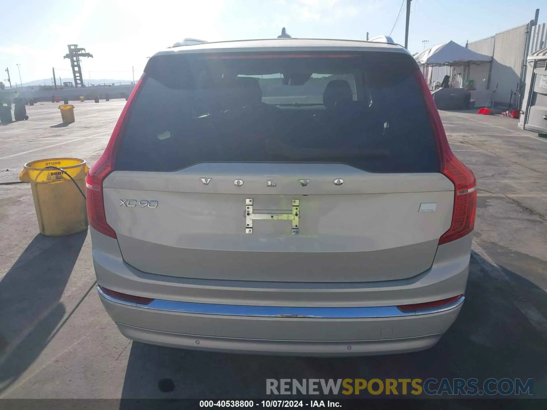 16 Photograph of a damaged car YV4BR0CL7N1814892 VOLVO XC90 RECHARGE PLUG-IN HYBRID 2022