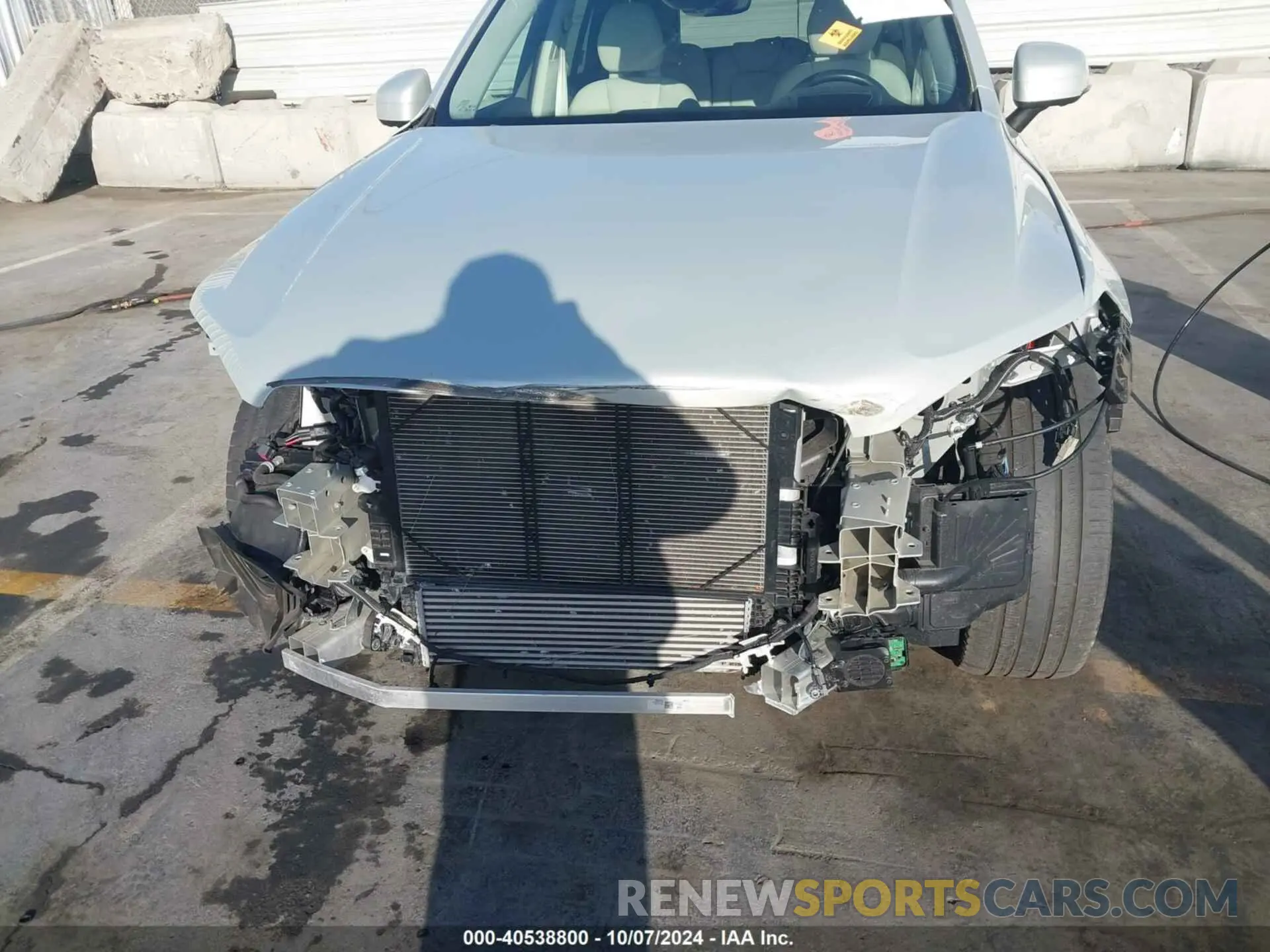 6 Photograph of a damaged car YV4BR0CL7N1814892 VOLVO XC90 RECHARGE PLUG-IN HYBRID 2022
