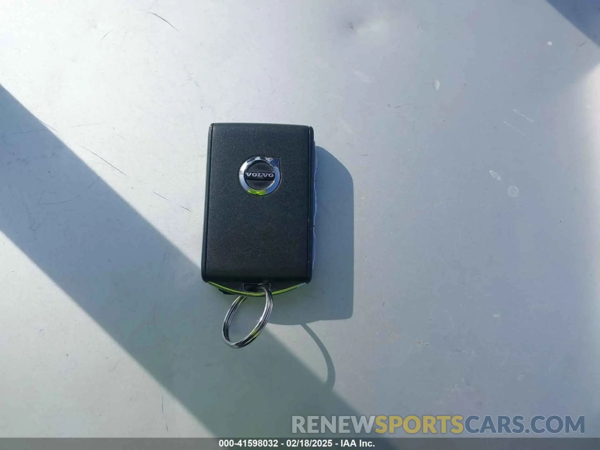11 Фотография поврежденного автомобиля YV4BR0CLXN1792757 VOLVO XC90 RECHARGE PLUG-IN HYBRID 2022