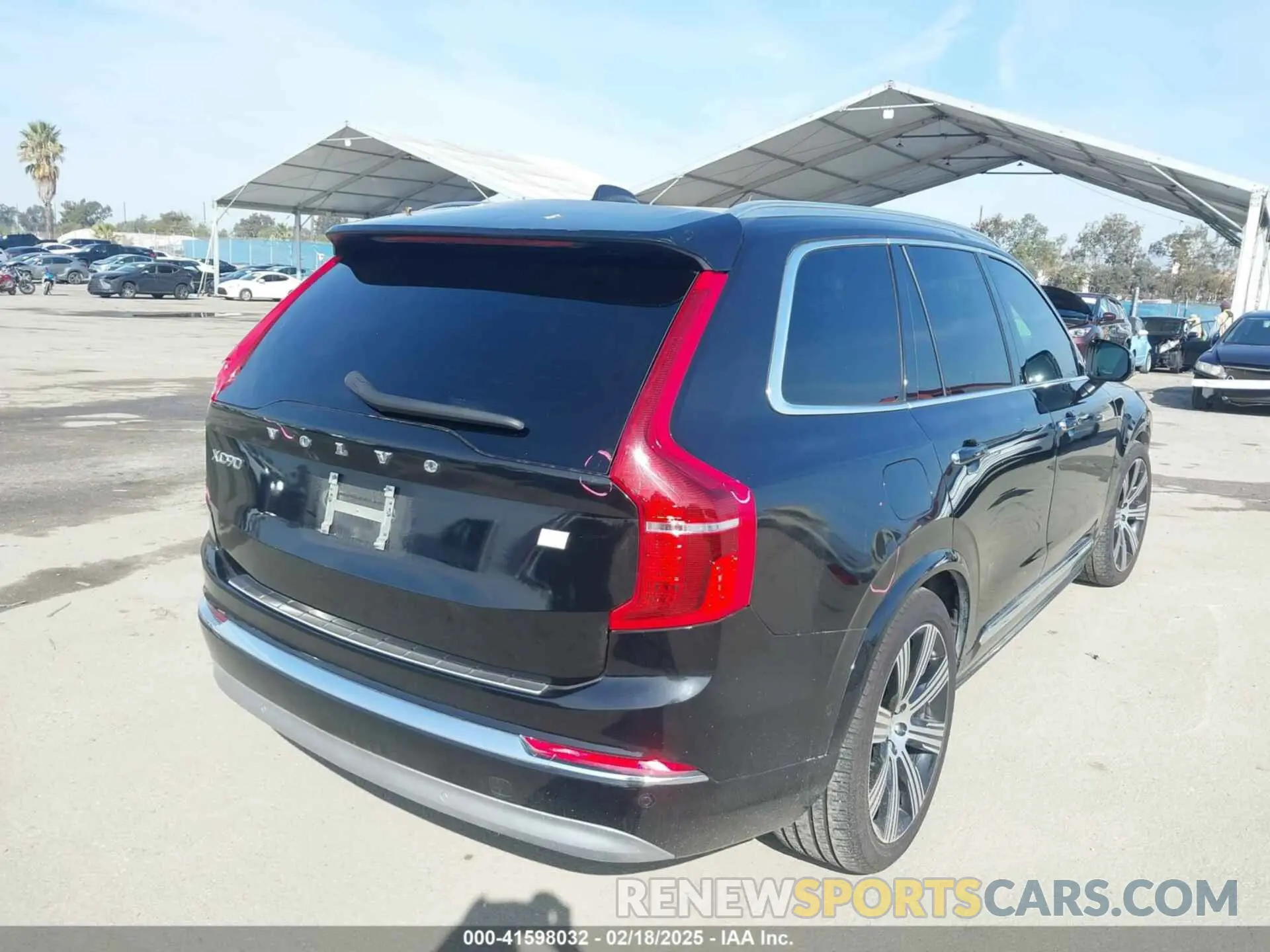 4 Фотография поврежденного автомобиля YV4BR0CLXN1792757 VOLVO XC90 RECHARGE PLUG-IN HYBRID 2022