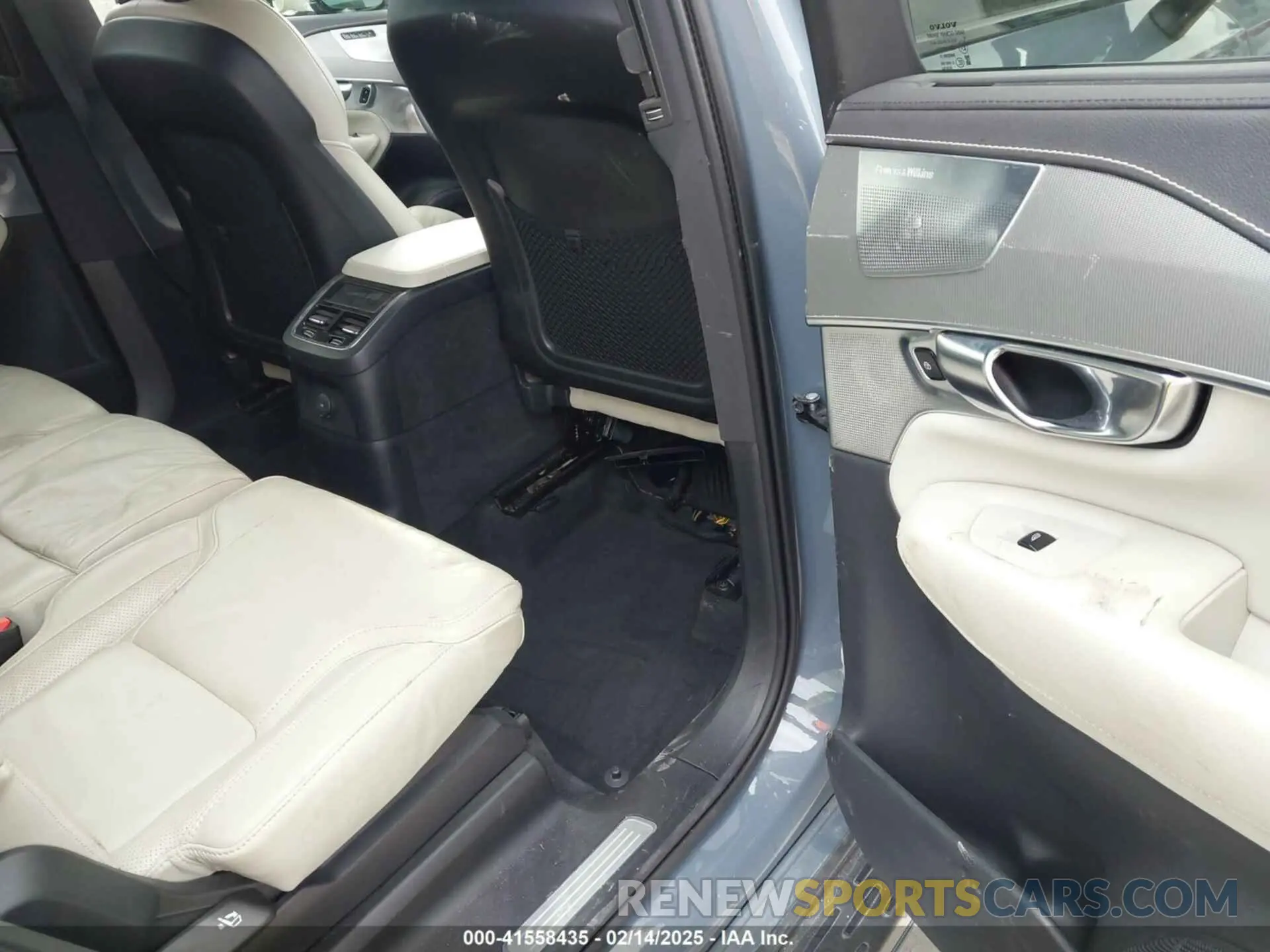 8 Фотография поврежденного автомобиля YV4BR0CM8N1816644 VOLVO XC90 RECHARGE PLUG-IN HYBRID 2022