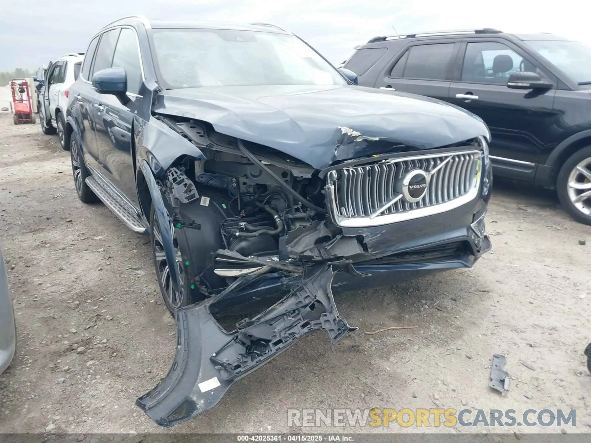 6 Photograph of a damaged car YV4H60CL2N1843820 VOLVO XC90 RECHARGE PLUG-IN HYBRID 2022