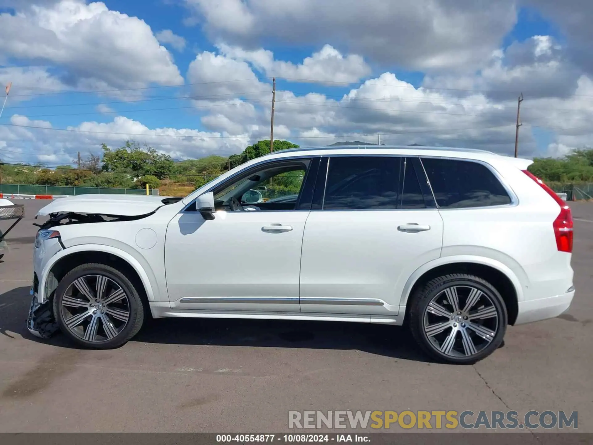 14 Photograph of a damaged car YV4H60CL7N1825300 VOLVO XC90 RECHARGE PLUG-IN HYBRID 2022