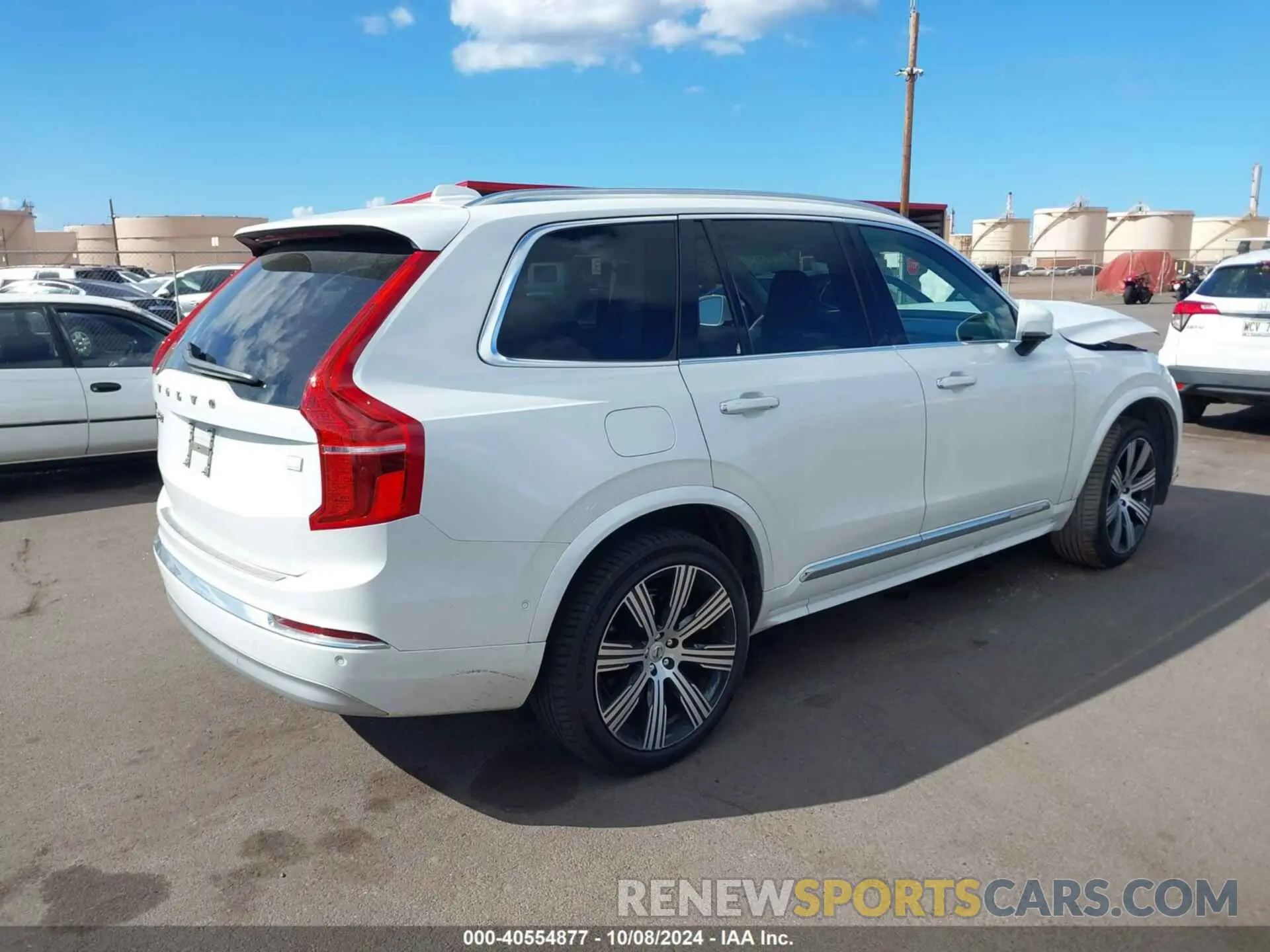 4 Photograph of a damaged car YV4H60CL7N1825300 VOLVO XC90 RECHARGE PLUG-IN HYBRID 2022