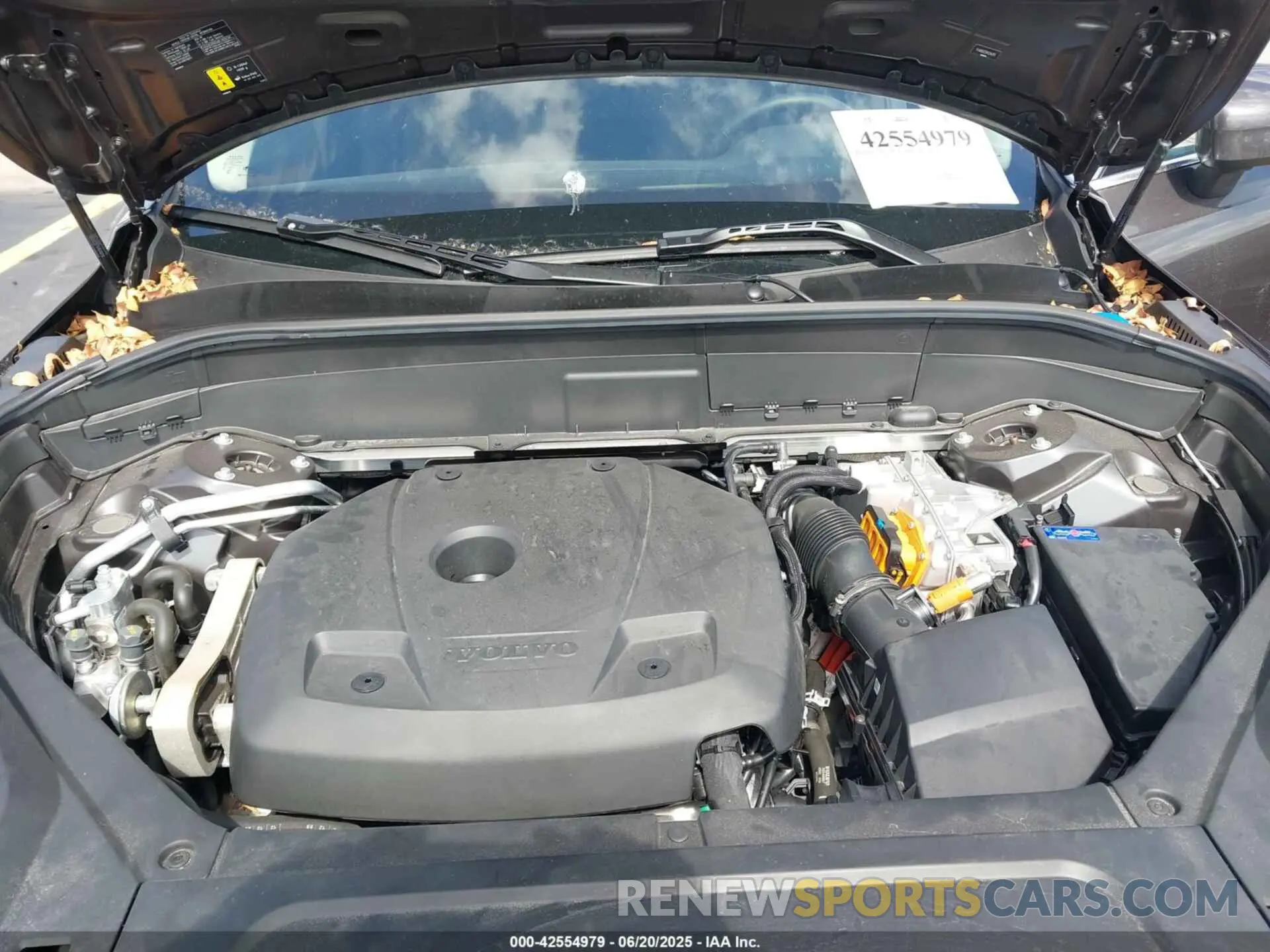 10 Photograph of a damaged car YV4H60CE9R1234070 VOLVO XC90 RECHARGE PLUG-IN HYBRID 2024