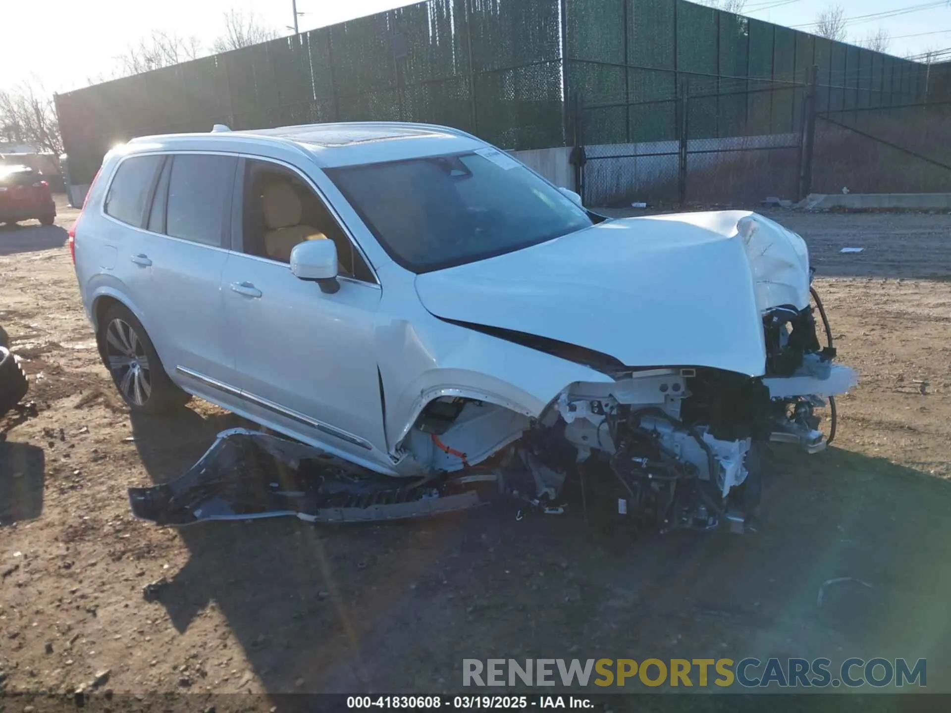 1 Photograph of a damaged car YV4H60CF6R1249568 VOLVO XC90 RECHARGE PLUG-IN HYBRID 2024