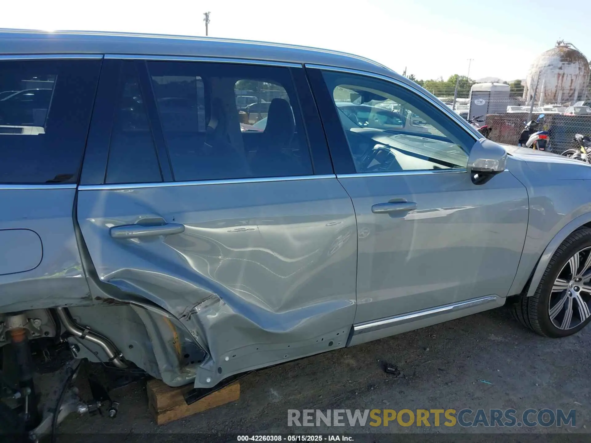 14 Фотография поврежденного автомобиля YV4H60LF1R1235240 VOLVO XC90 RECHARGE PLUG-IN HYBRID 2024