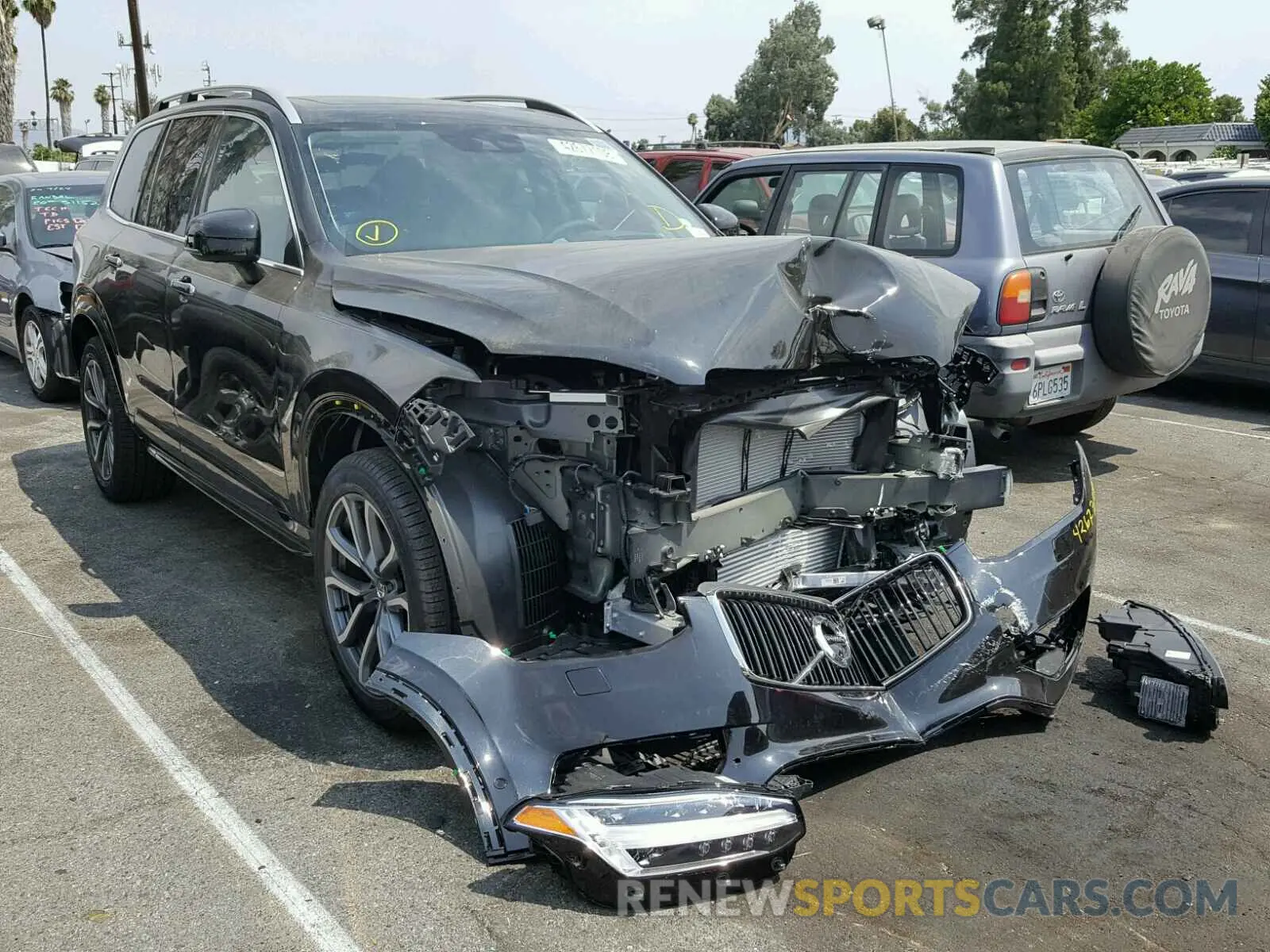 1 Photograph of a damaged car YV4102PK0K1418494 VOLVO XC90 T5 2019