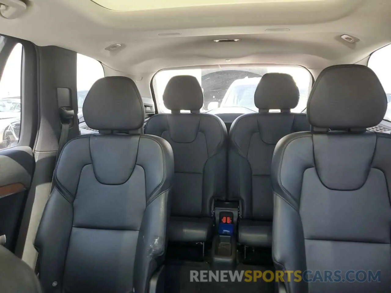 10 Photograph of a damaged car YV4BR00K2M1683963 VOLVO XC90 T8 RE 2021