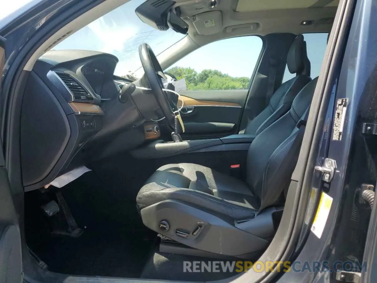 7 Photograph of a damaged car YV4BR00K2M1683963 VOLVO XC90 T8 RE 2021