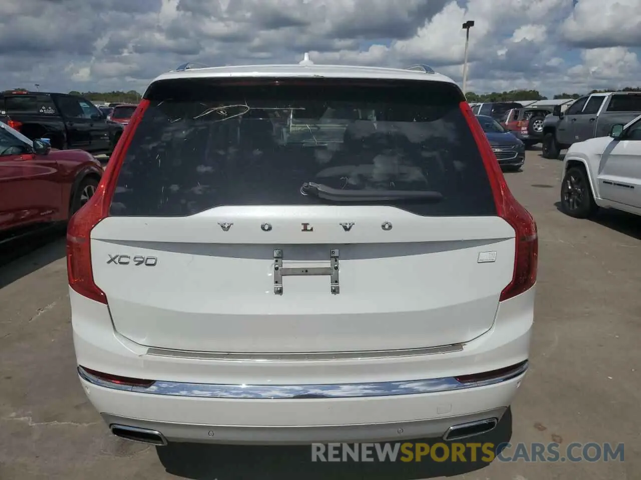 6 Photograph of a damaged car YV4BR0CK0M1693905 VOLVO XC90 T8 RE 2021