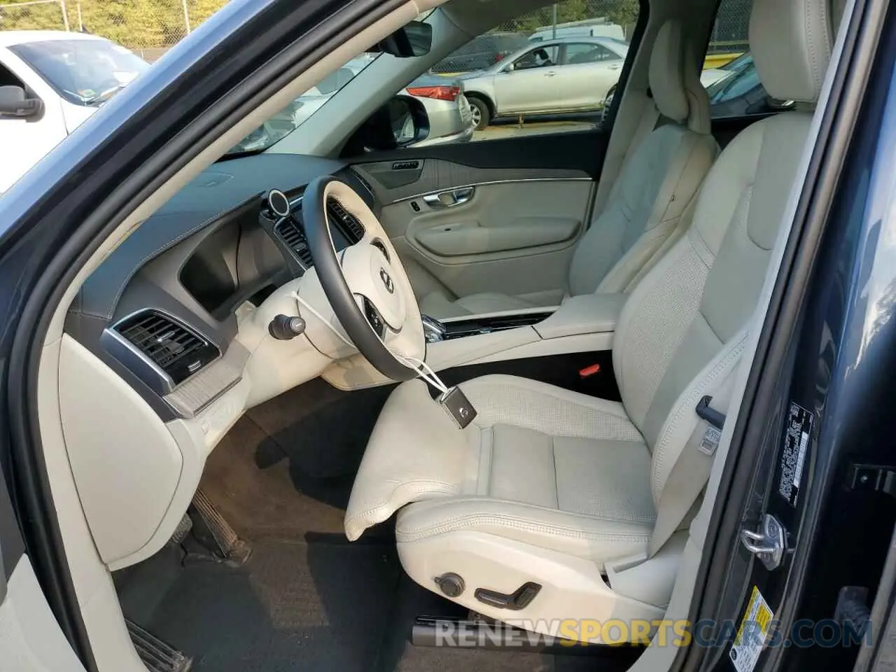 7 Photograph of a damaged car YV4BR0CL0M1738477 VOLVO XC90 T8 RE 2021