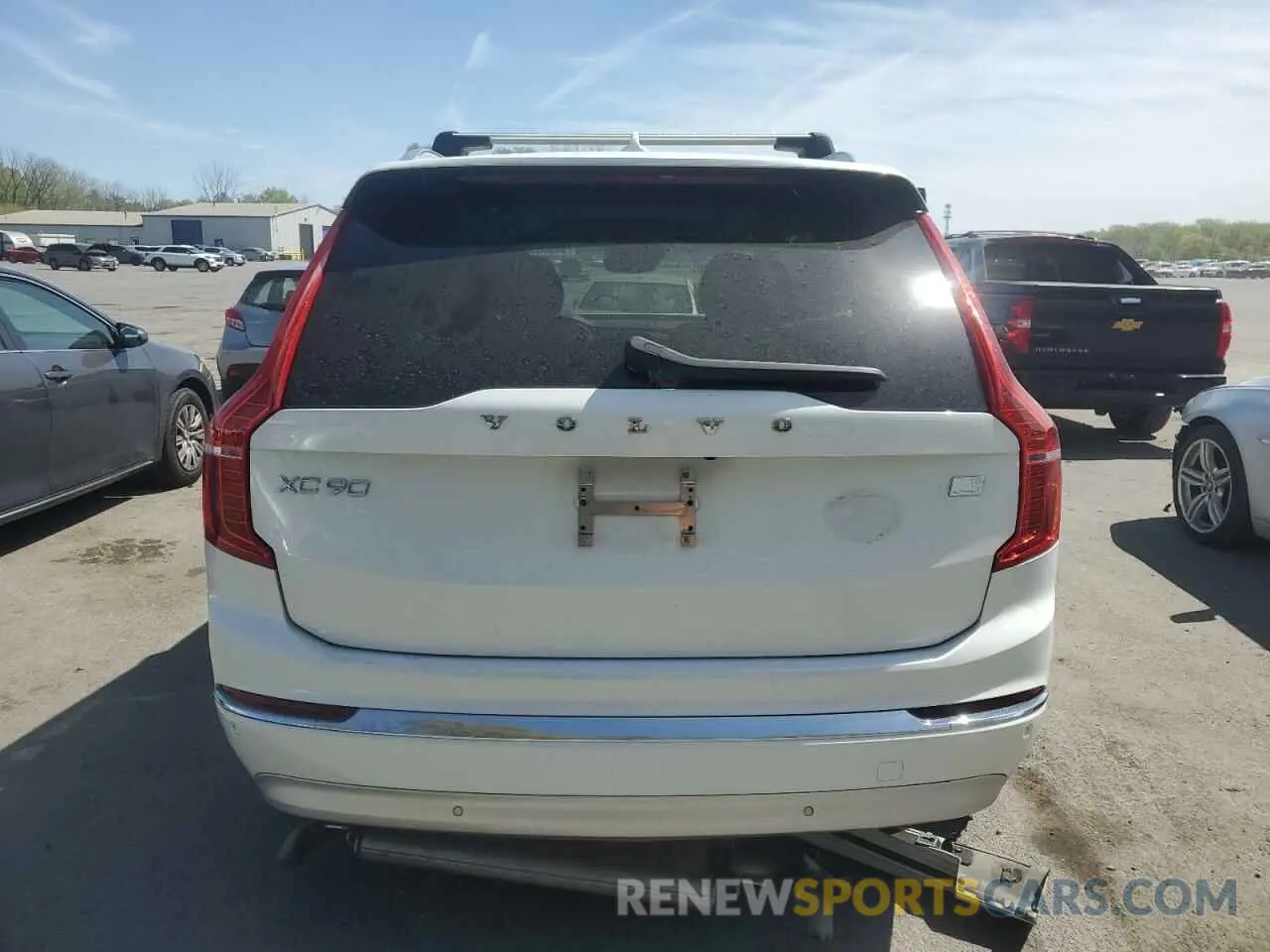 6 Photograph of a damaged car YV4BR00Z0N1809509 VOLVO XC90 T8 RE 2022