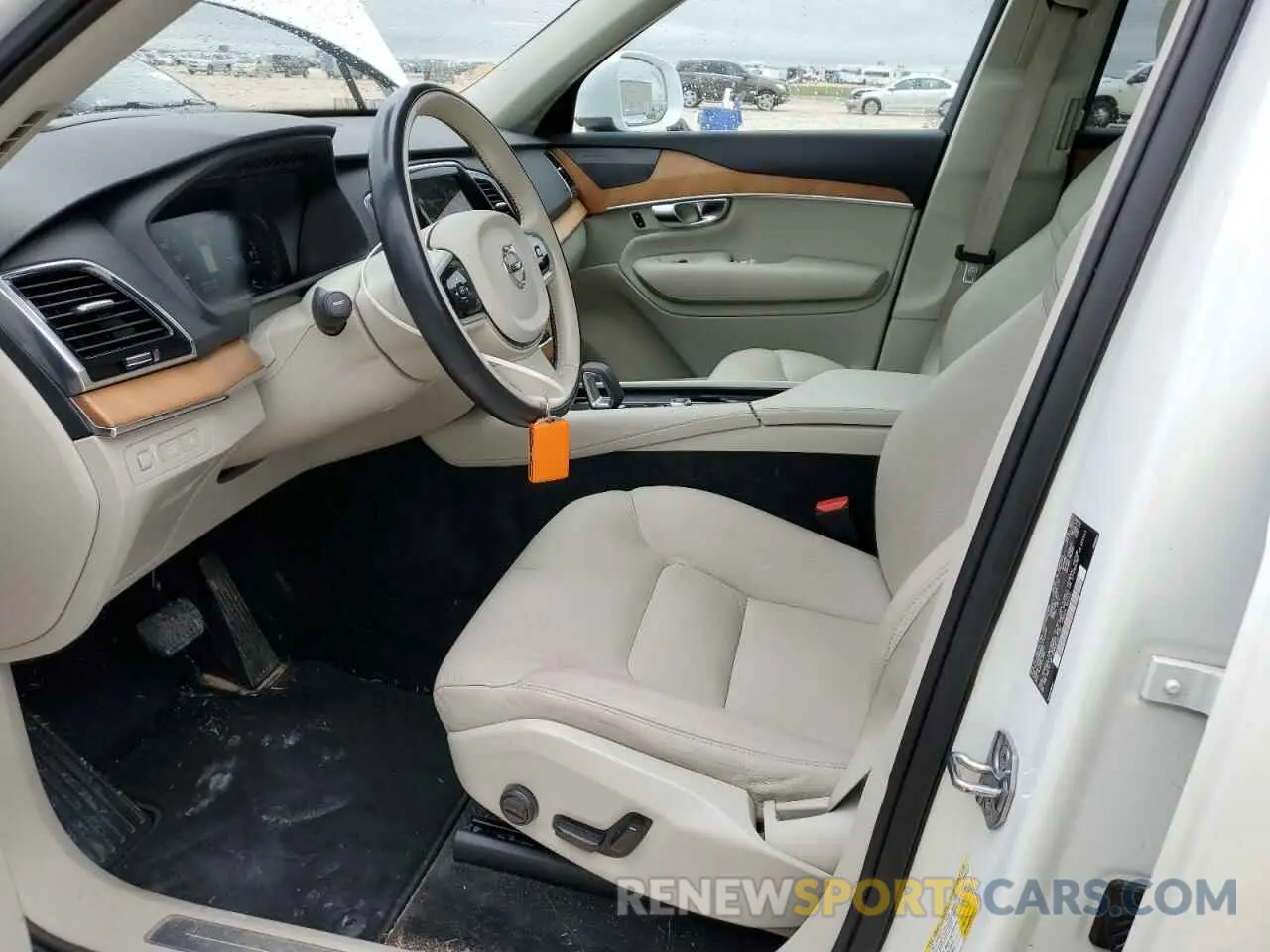 7 Photograph of a damaged car YV4BR0CK6N1782489 VOLVO XC90 T8 RE 2022