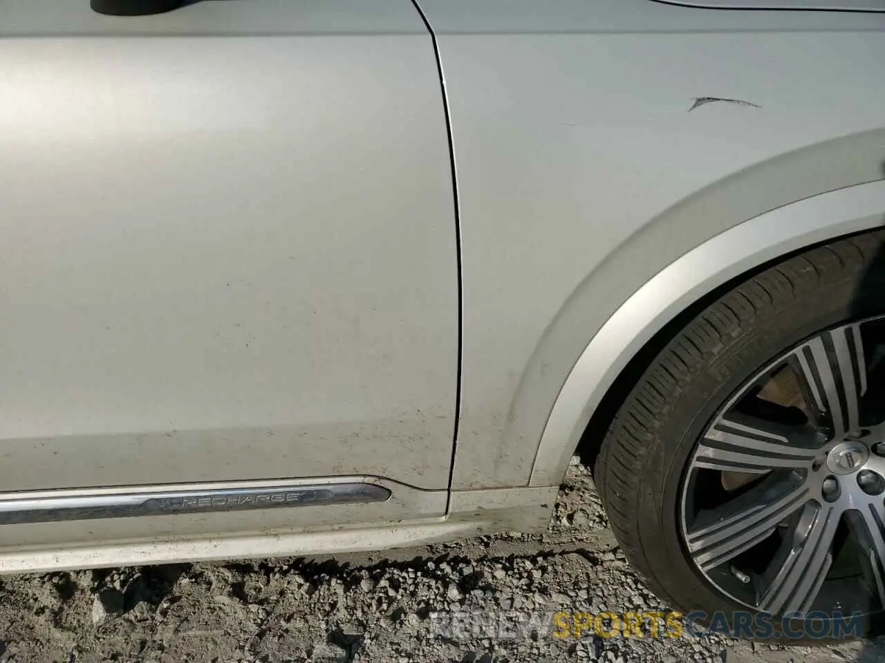 13 Photograph of a damaged car YV4BR0CL7N1815671 VOLVO XC90 T8 RE 2022