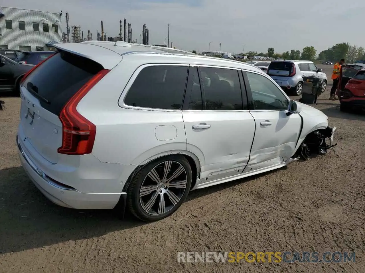 3 Photograph of a damaged car YV4BR0CL9N1801819 VOLVO XC90 T8 RE 2022