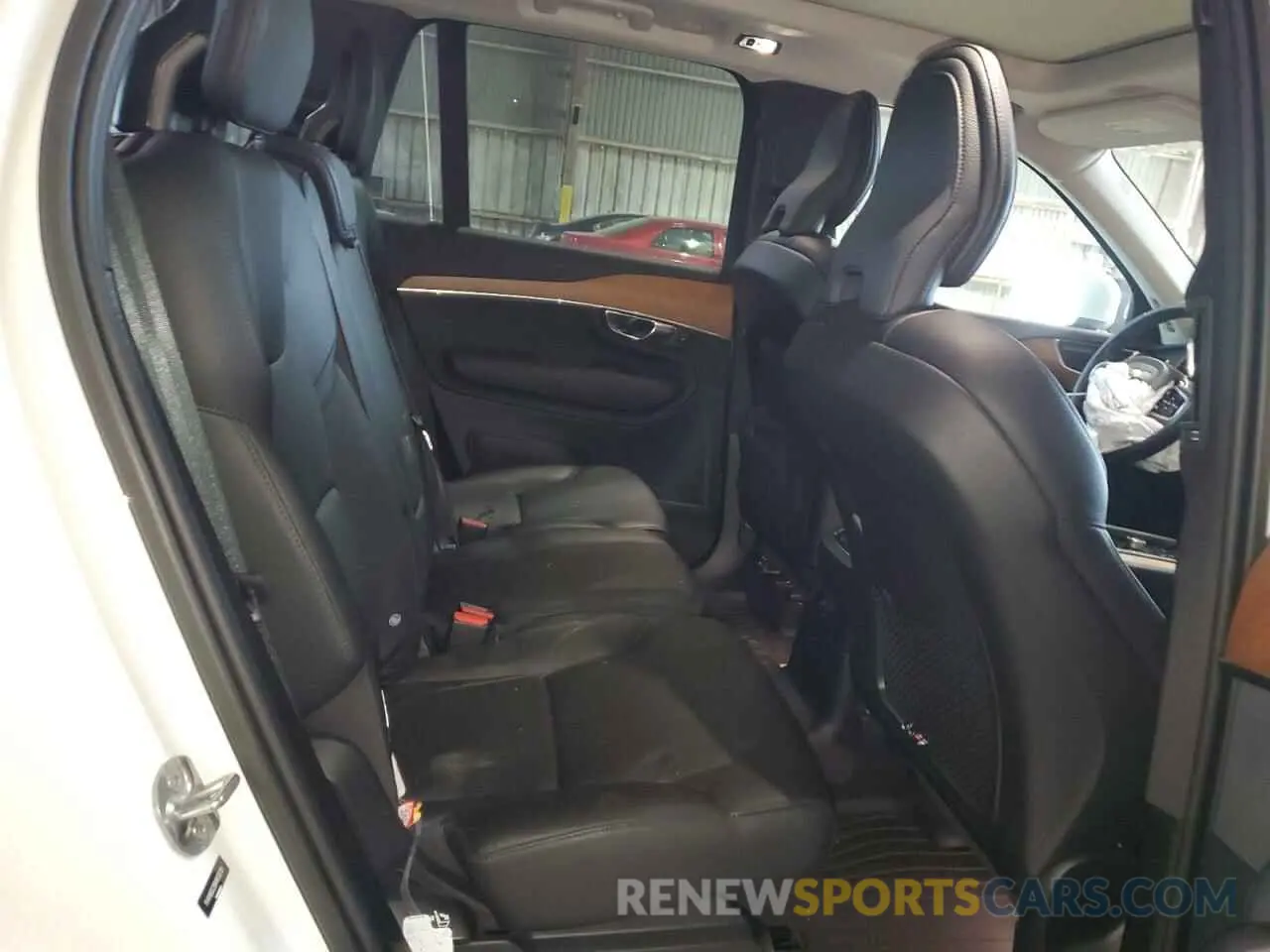 11 Photograph of a damaged car YV4H60CZ6N1855019 VOLVO XC90 T8 RE 2022